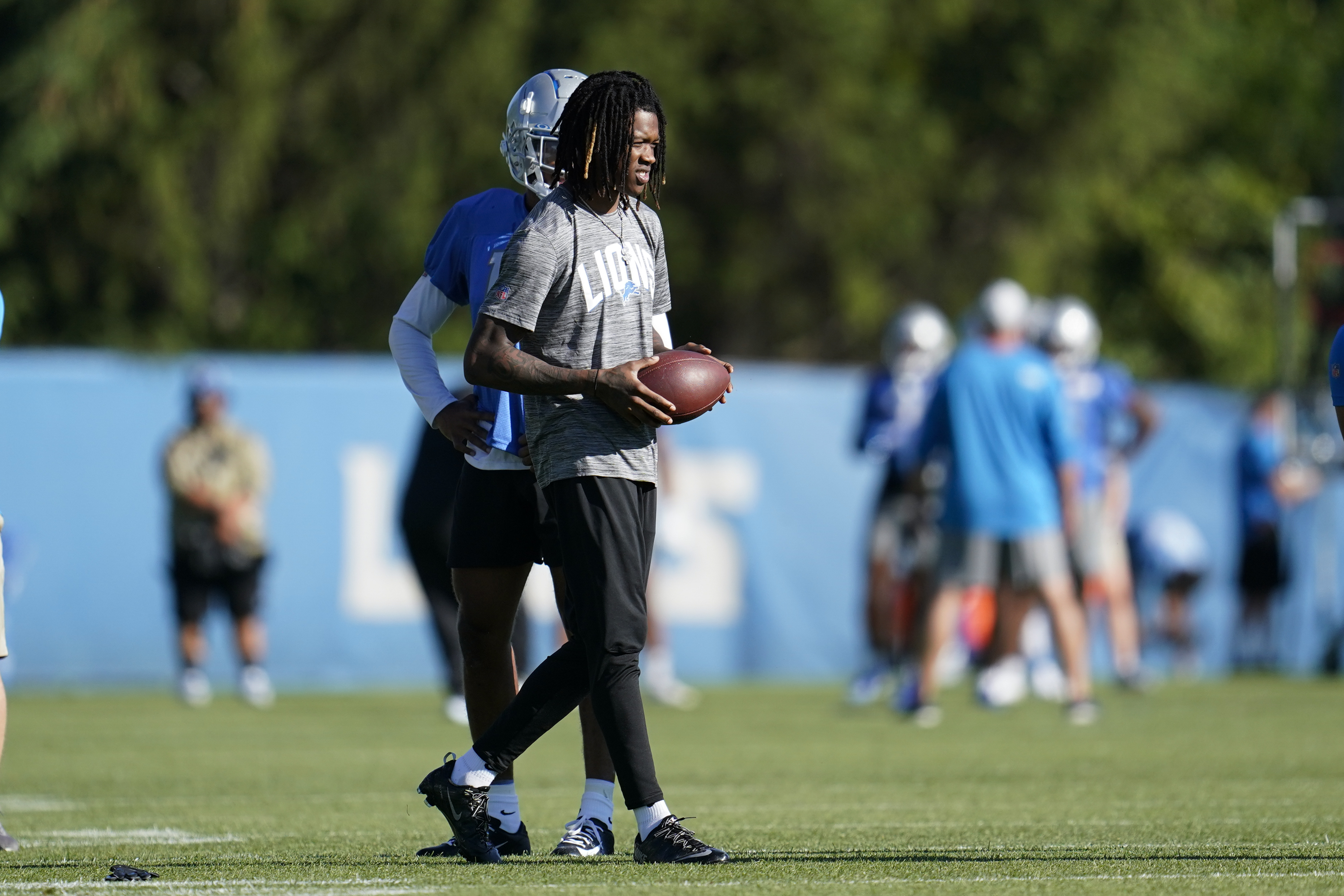 Lions Football