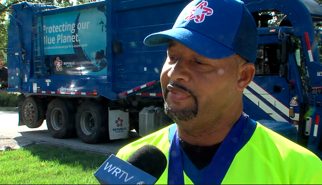 Danny receives the award 