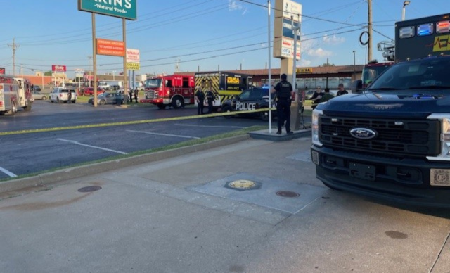 Three people injured in shooting near 51st and Memorial in Tulsa