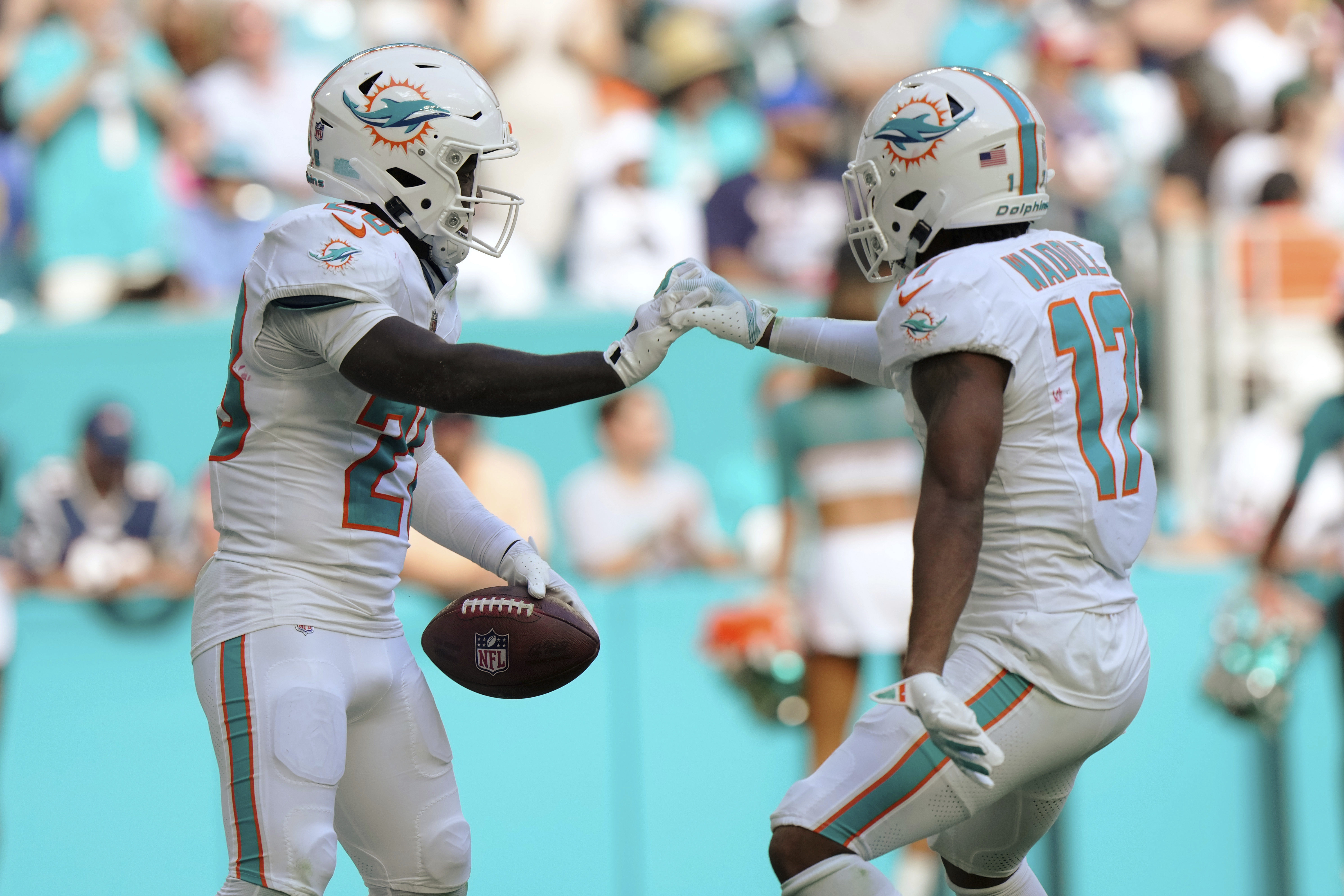 Patriots Dolphins Football