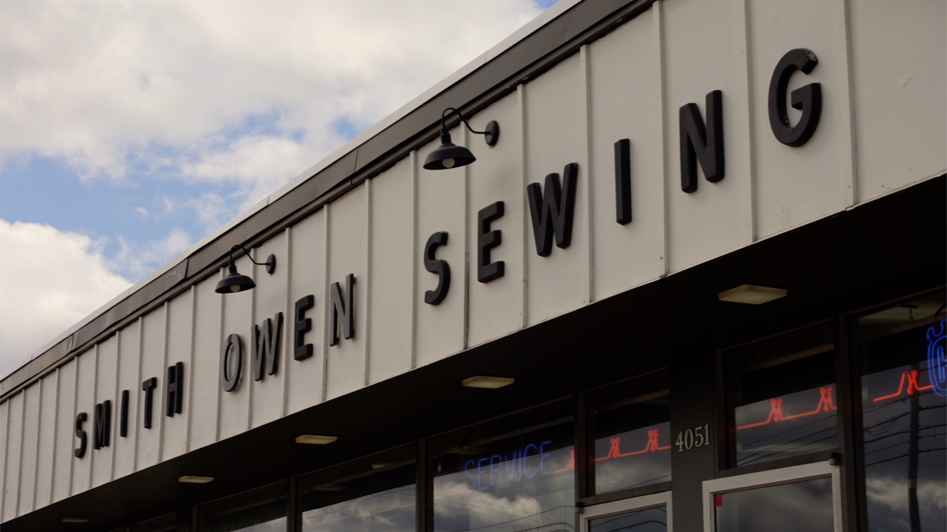 SMITH OWEN SEW1.jpg