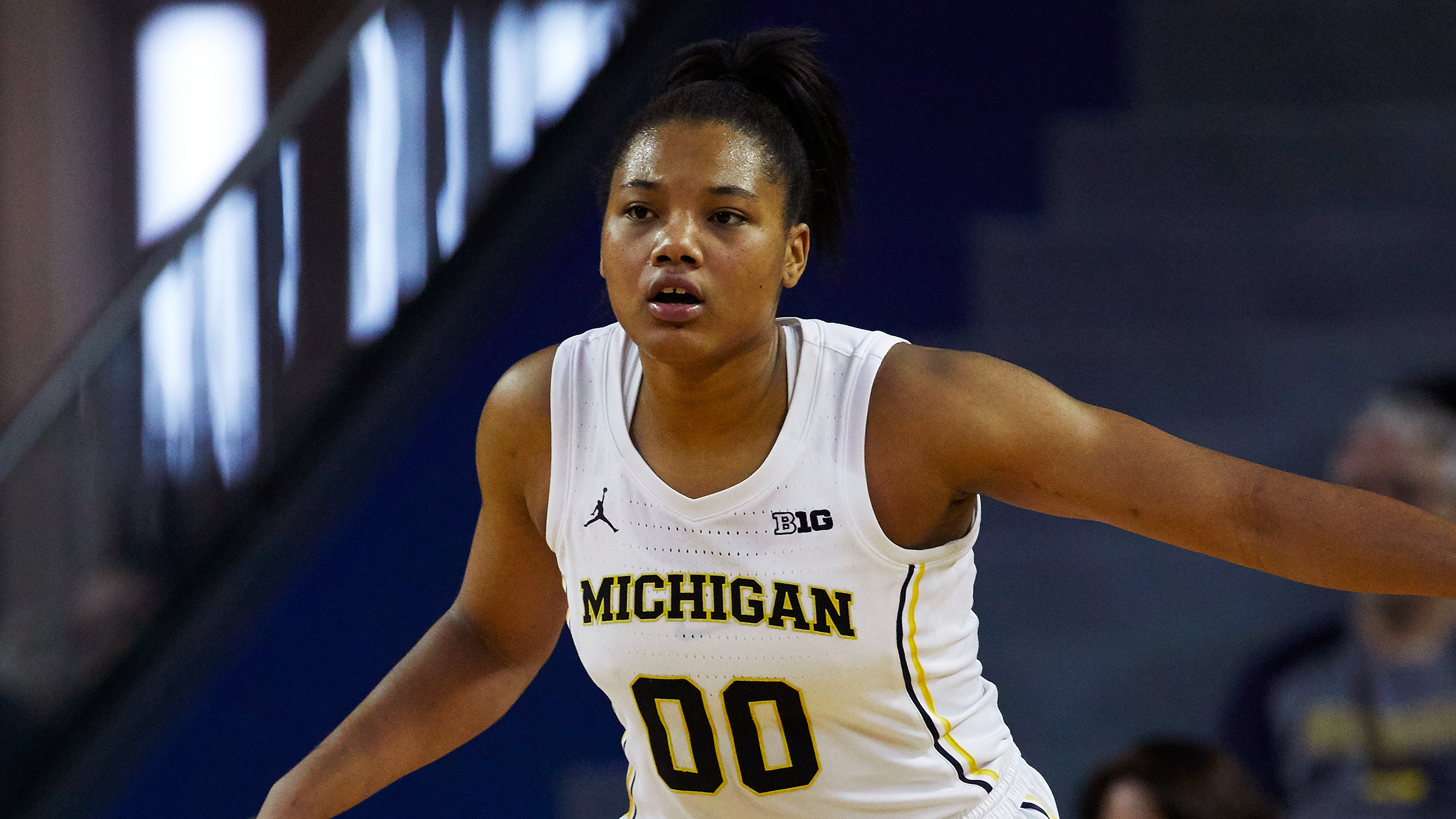 Naz Hillmon 