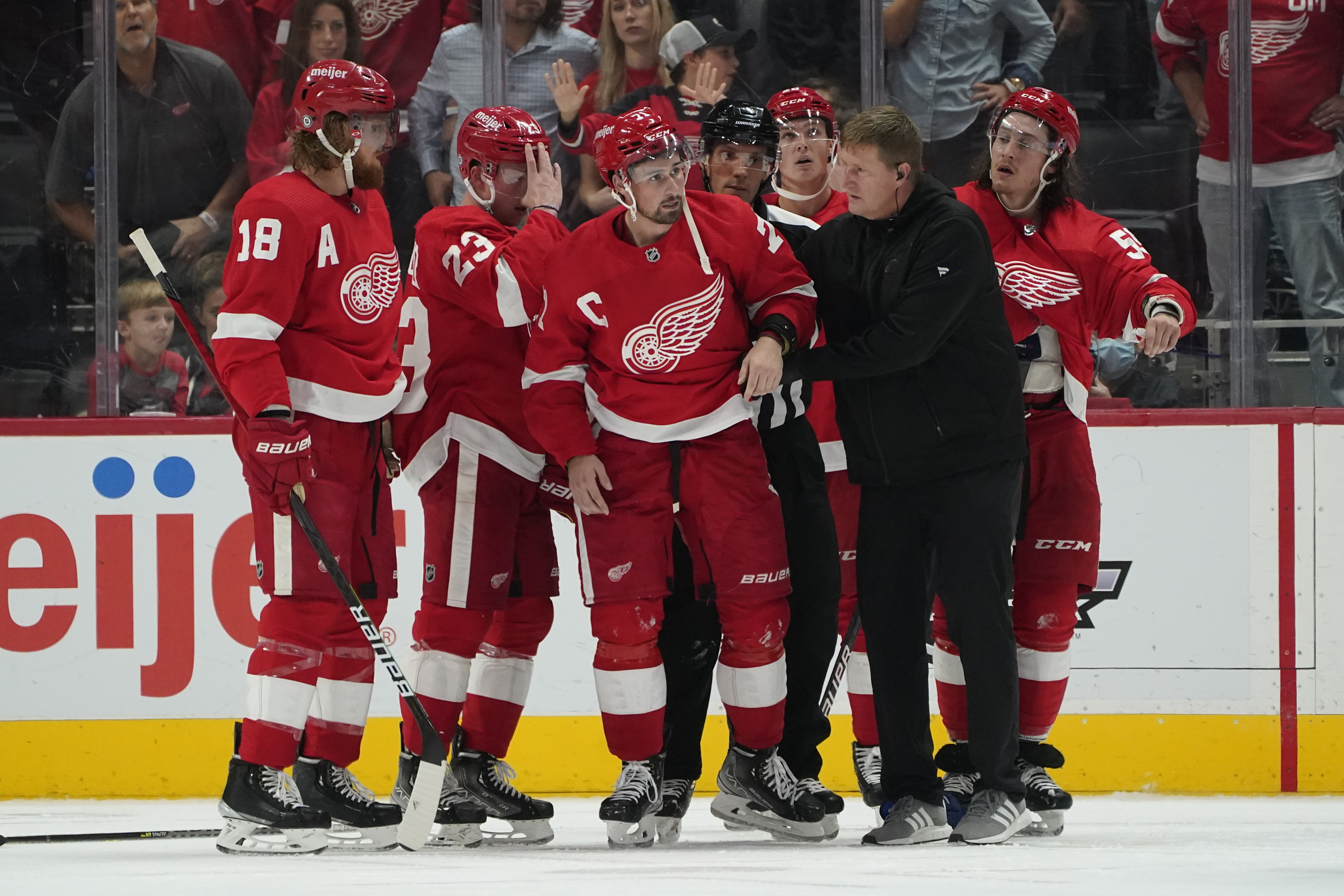 Dylan Larkin Lightning Red Wings Hockey