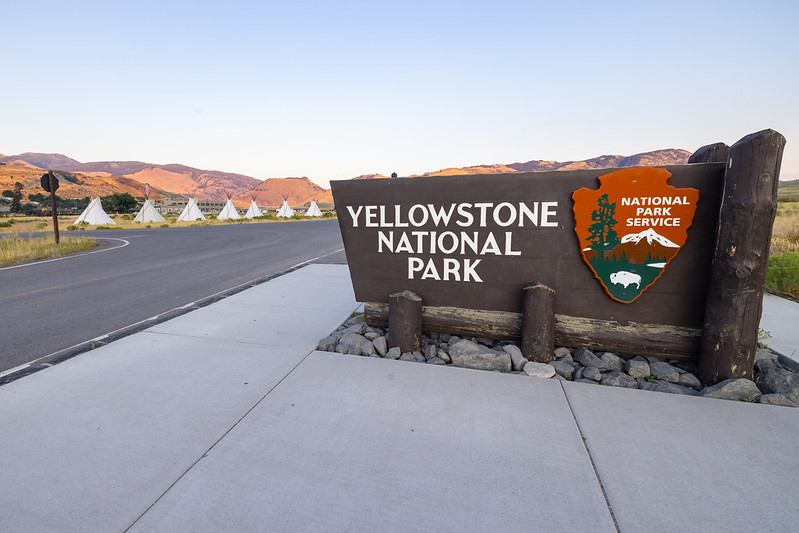 Most Yellowstone National Park roads to close for winter season on Nov. 1 - Vimarsana News
