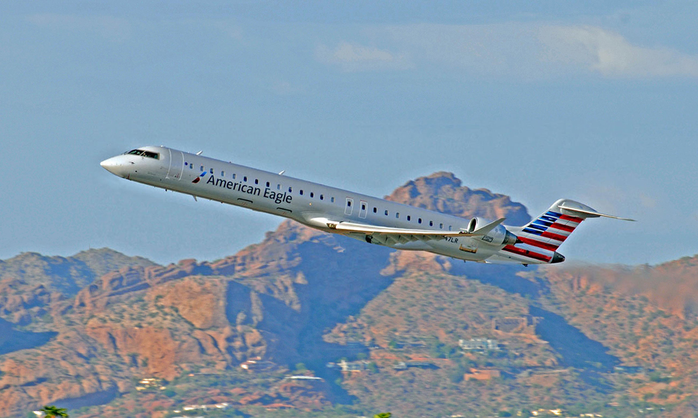 Mesa Air bombardier.jpg