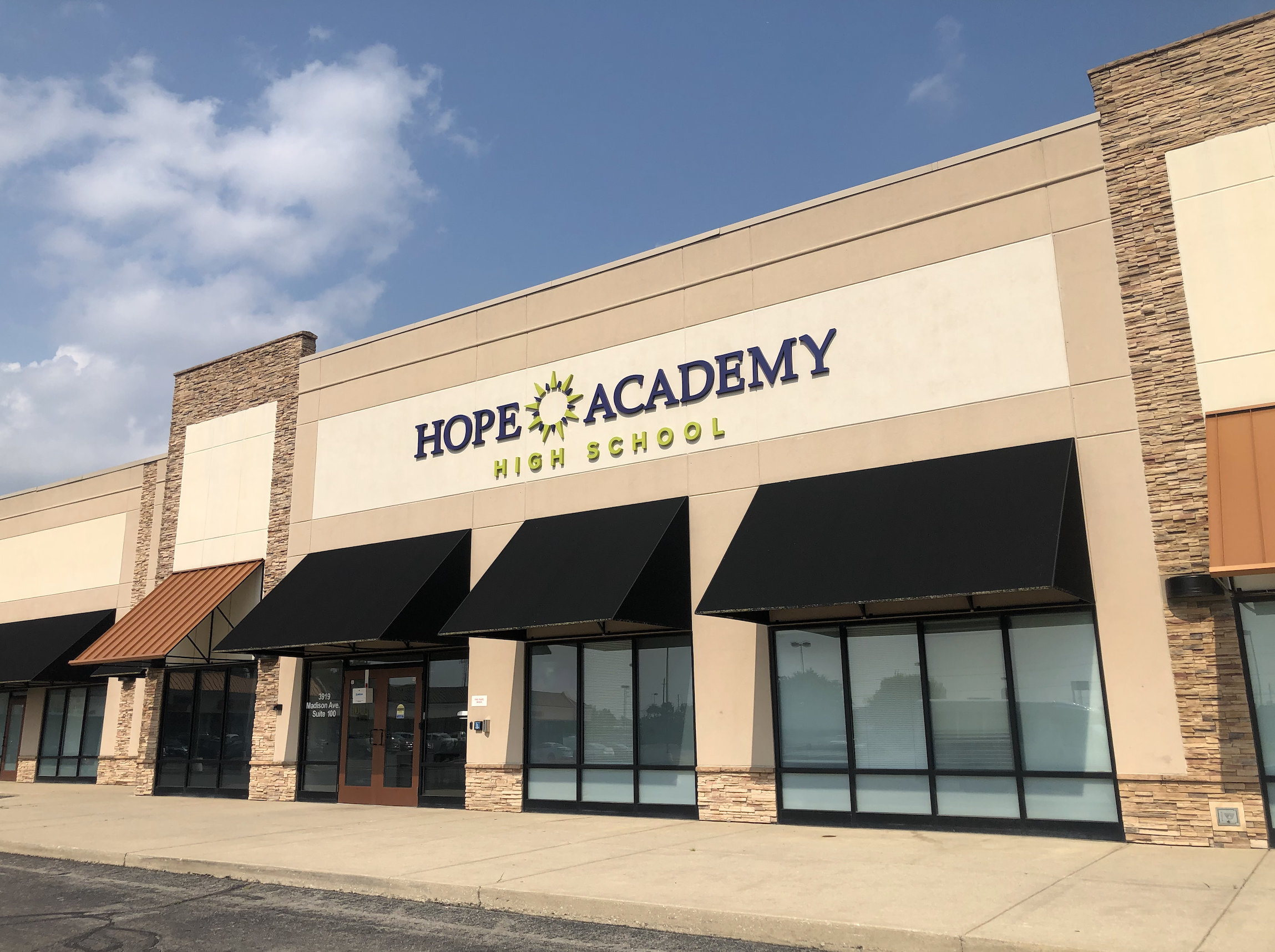 Partnership Benefits Teens In Jeopardy Of Dropping Out Of School