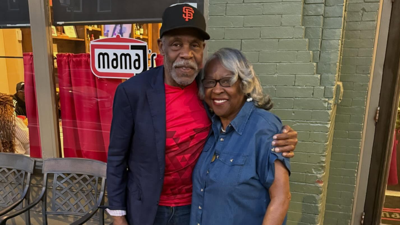 Scott THUMB Danny Glover 01.png