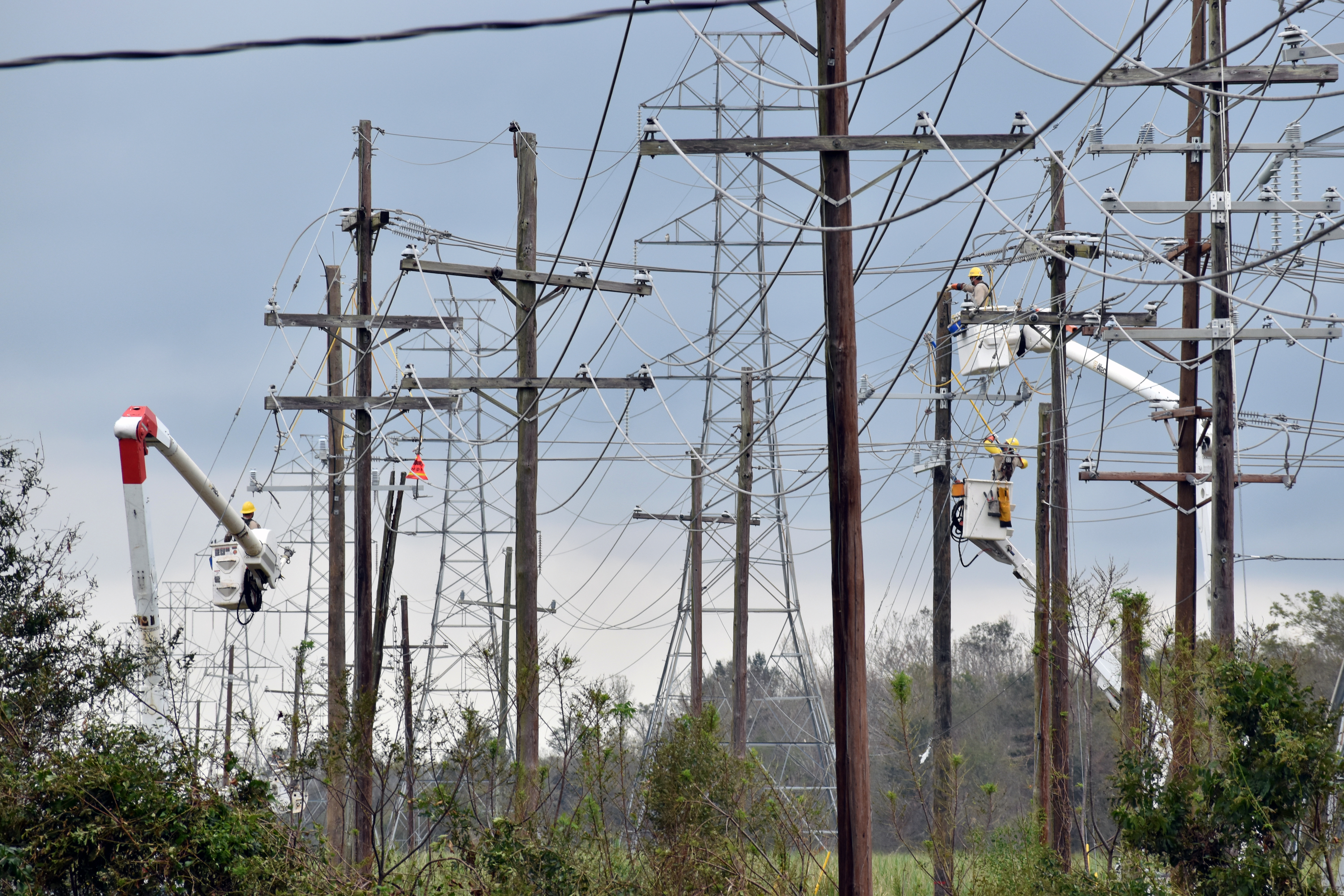 Entergy Louisiana - Hurricane Ida Power Restoration - 092721.jpg