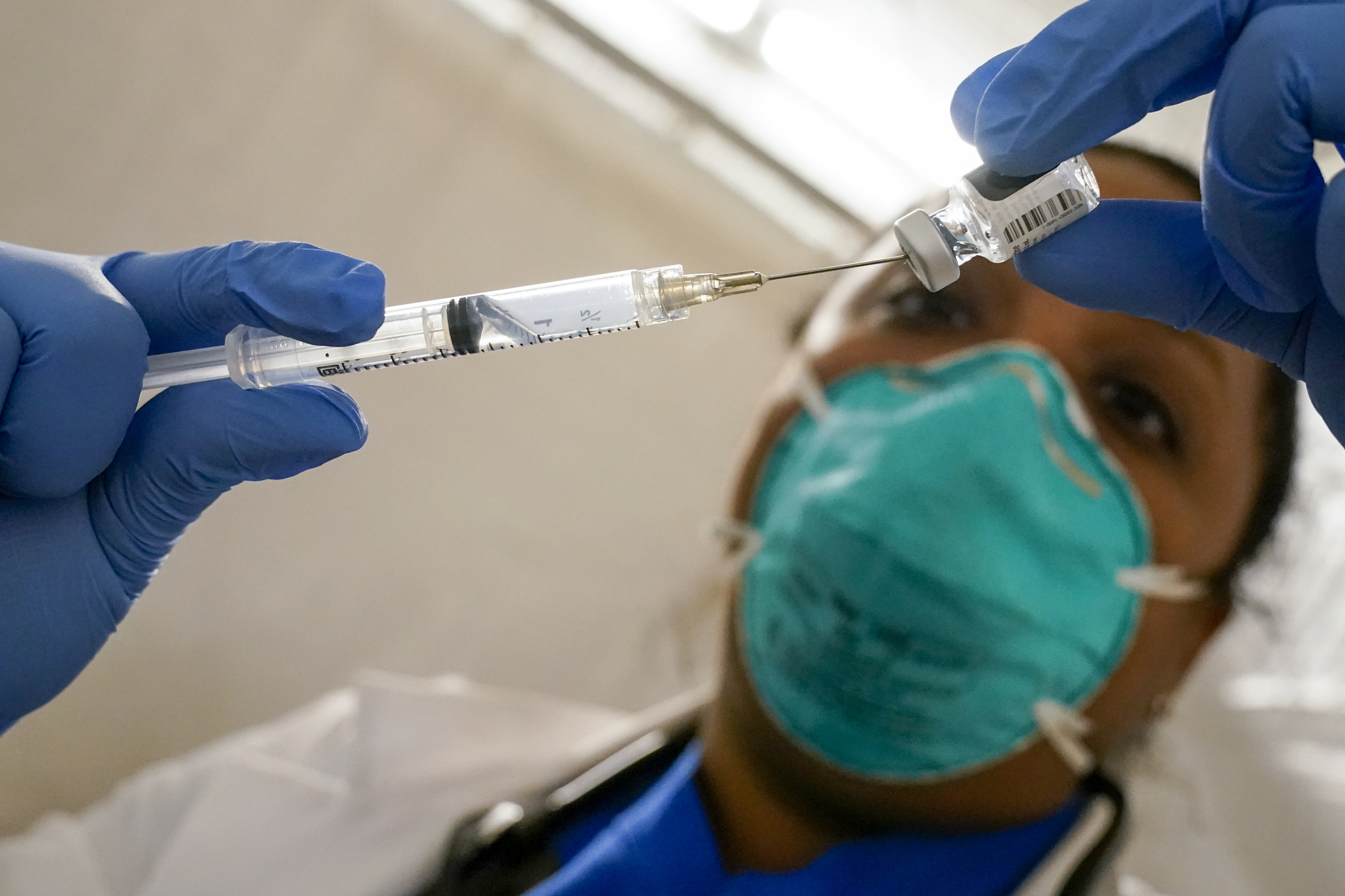 Virus Outbreak US Surge