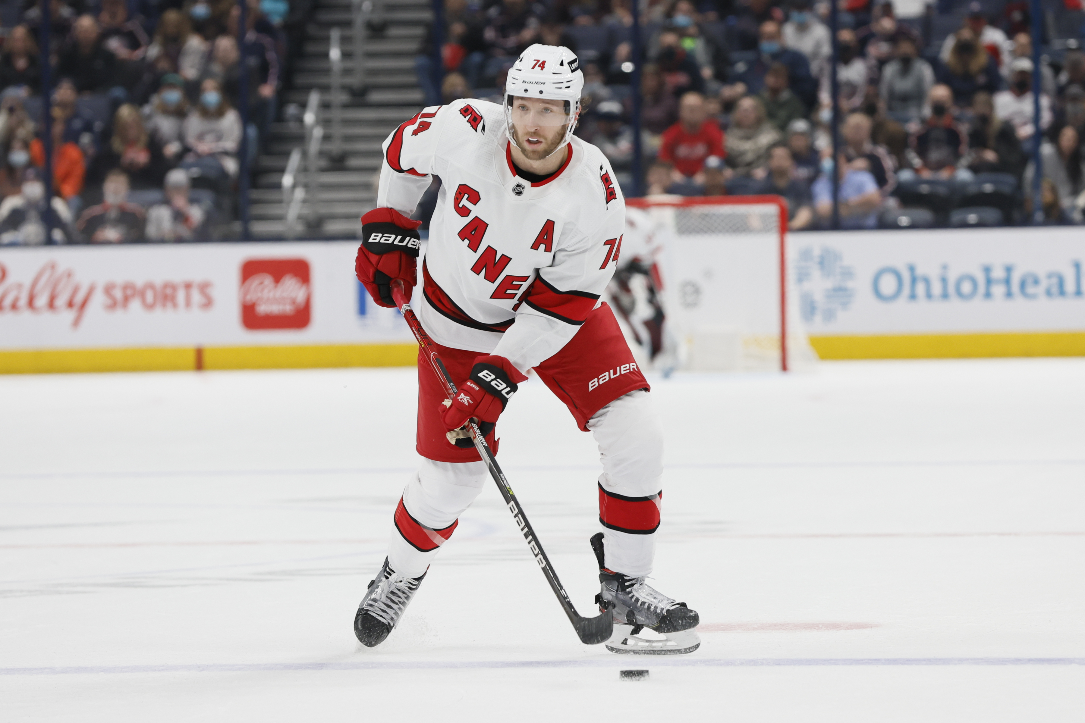 CC alum Slavin named as finalist for Lady Byng Trophy