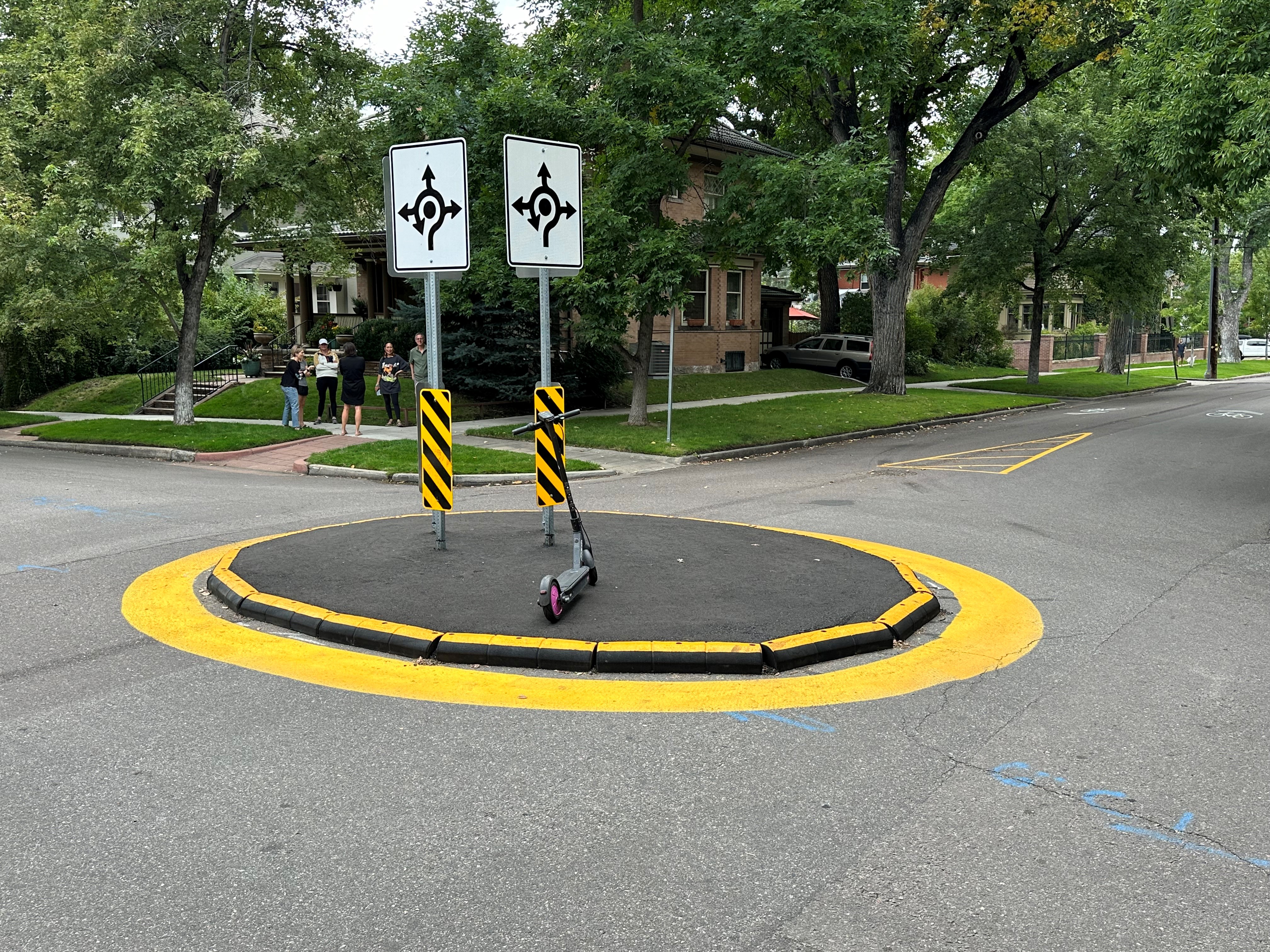 Traffic Circle on 7th Avenue Parkway