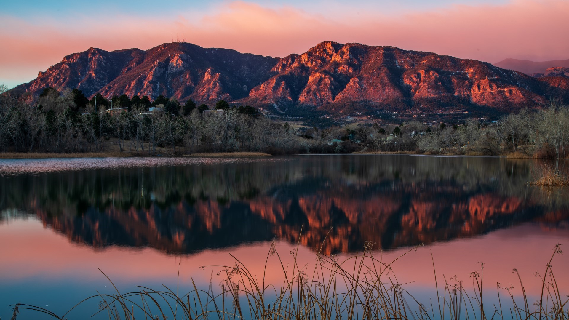 Cheyenne Mountain sunrise