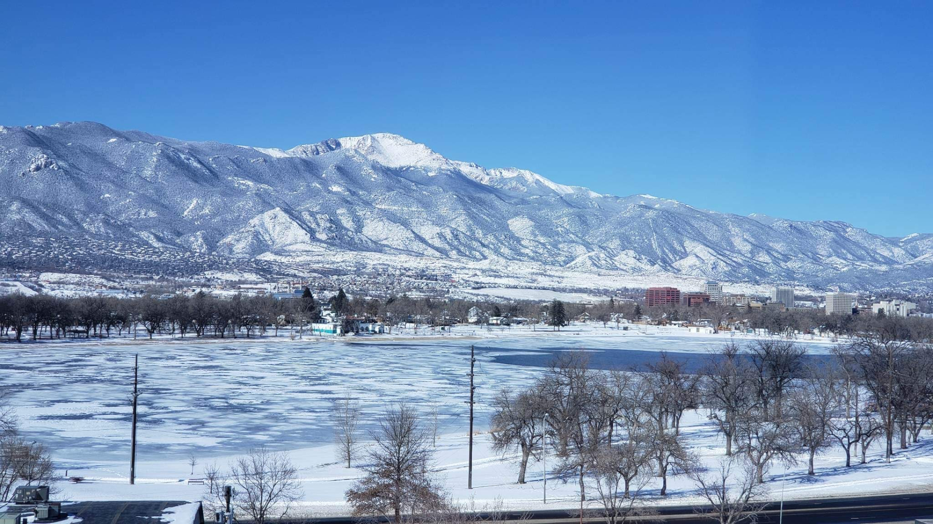 Colorado Springs Snow Larry Marr