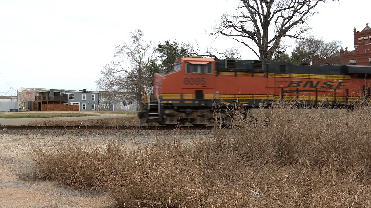 Quiet nights ahead for train-weary neighbors in Cameron —Here’s How