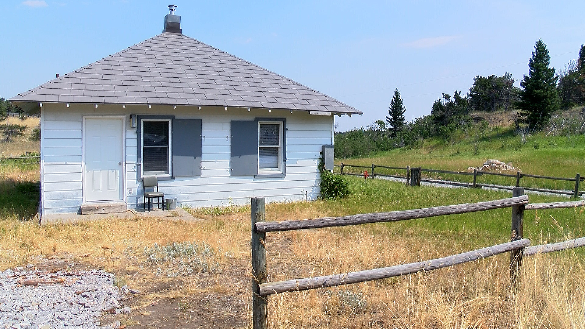 Ear Mountain Cabin