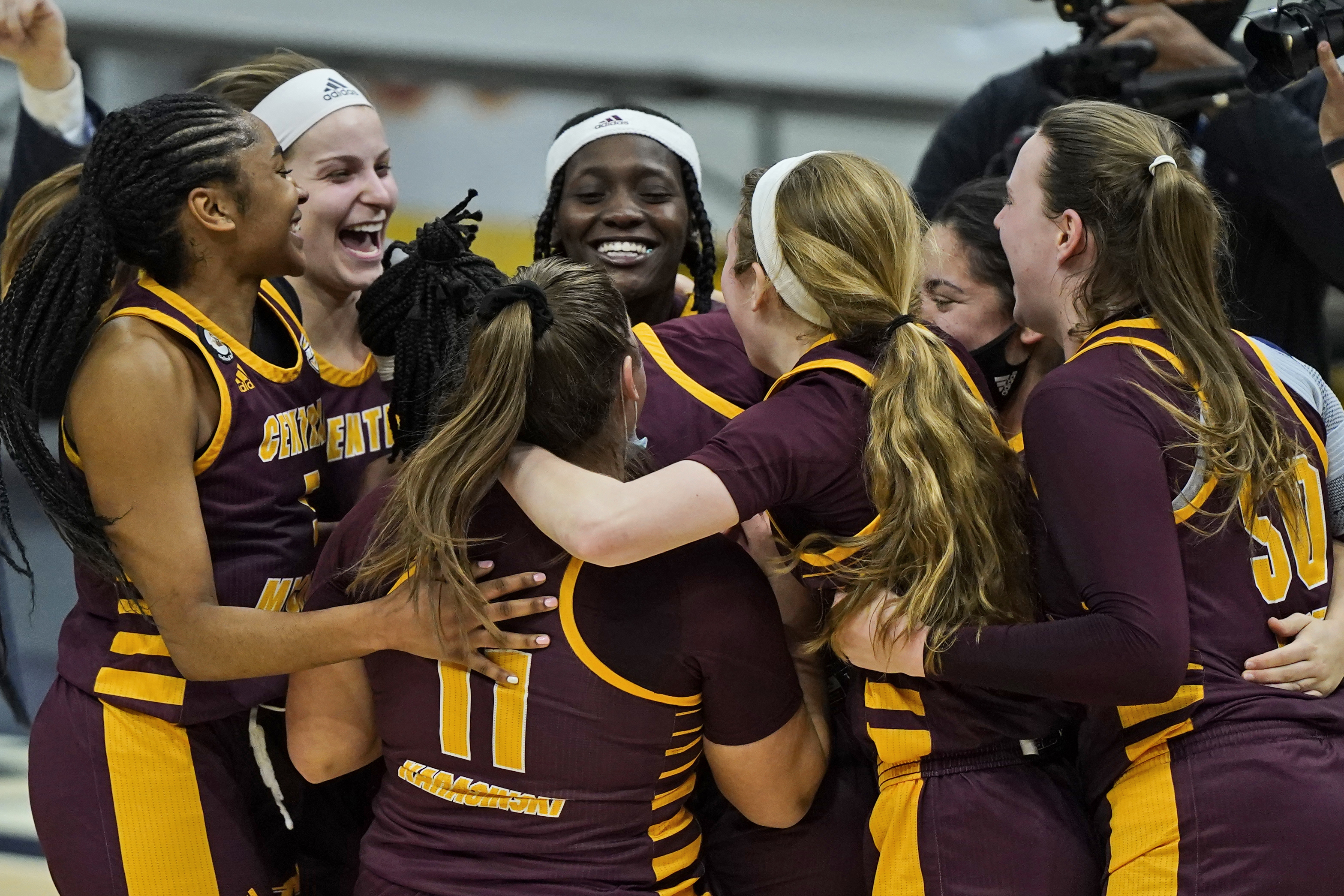 MAC CMU Central Michigan Bowling Green Basketball
