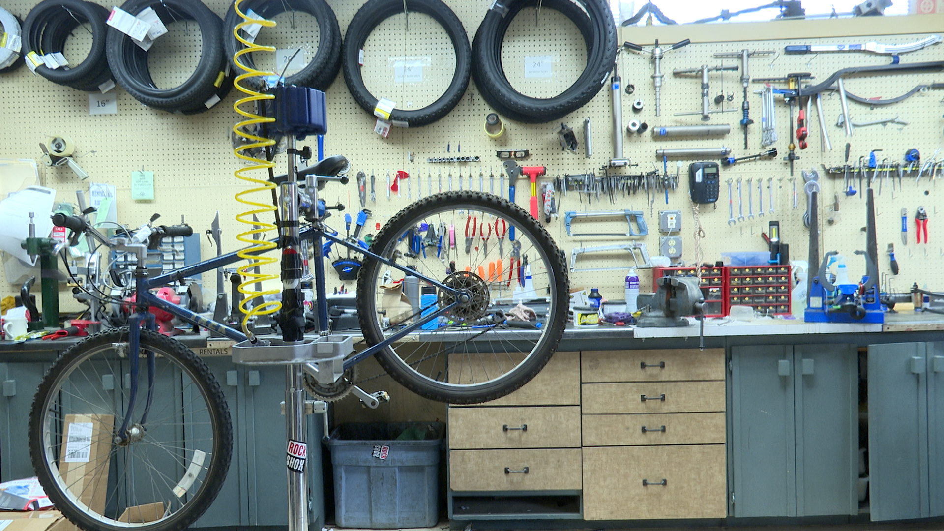 bike shop.jpg