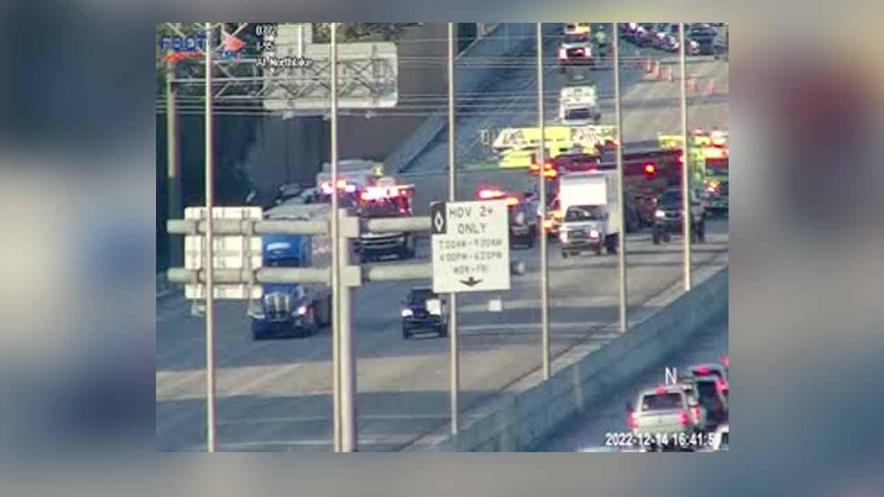 Overturned semi on I-95 southbound in Palm Beach Gardens, Dec. 14, 2022