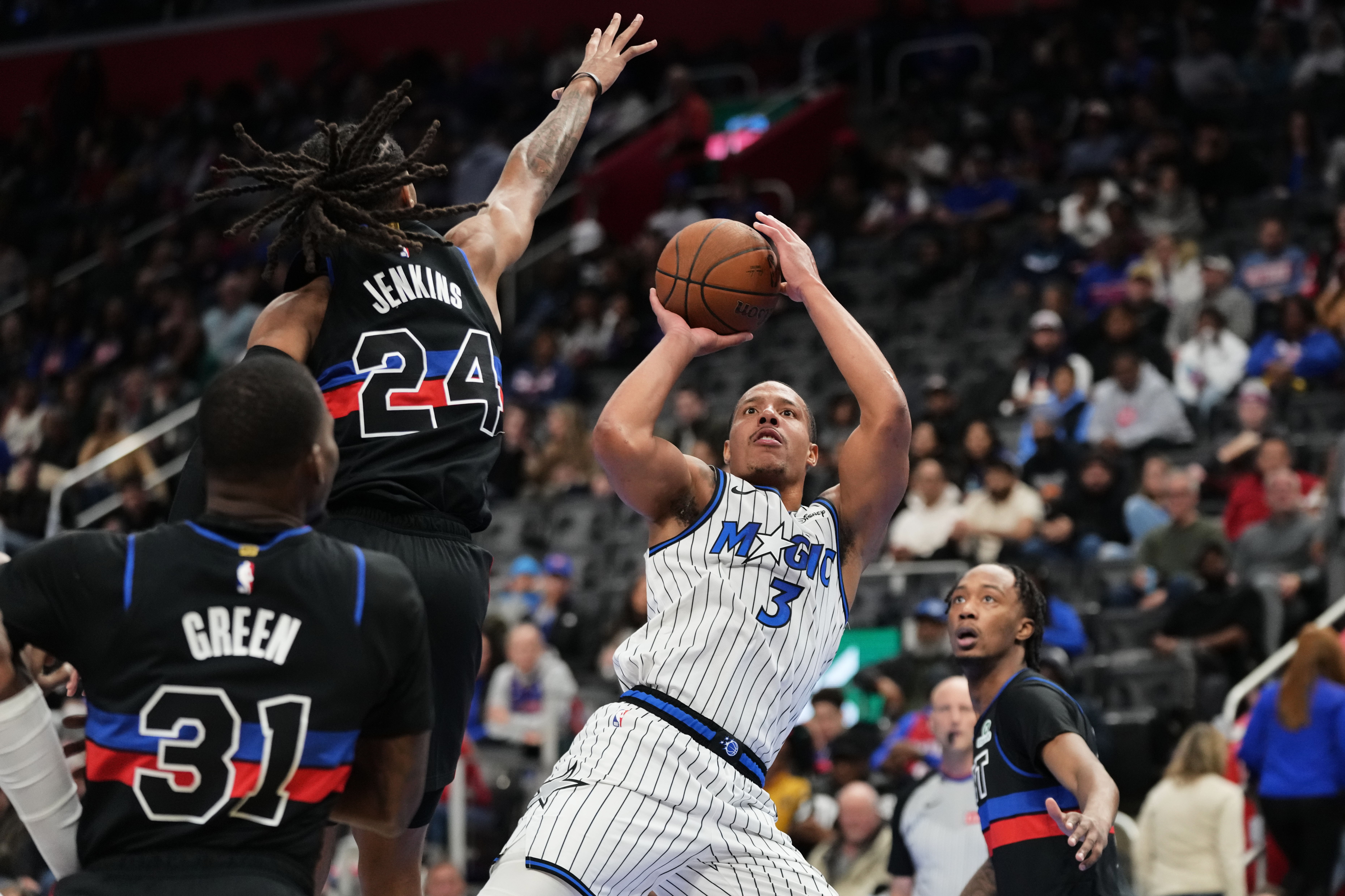 Magic Pistons Basketball
