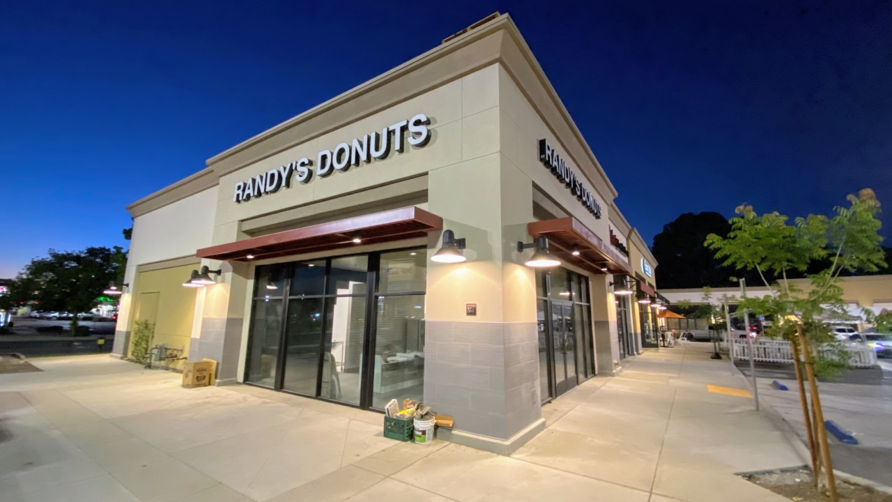 Randy's Doughnuts 1