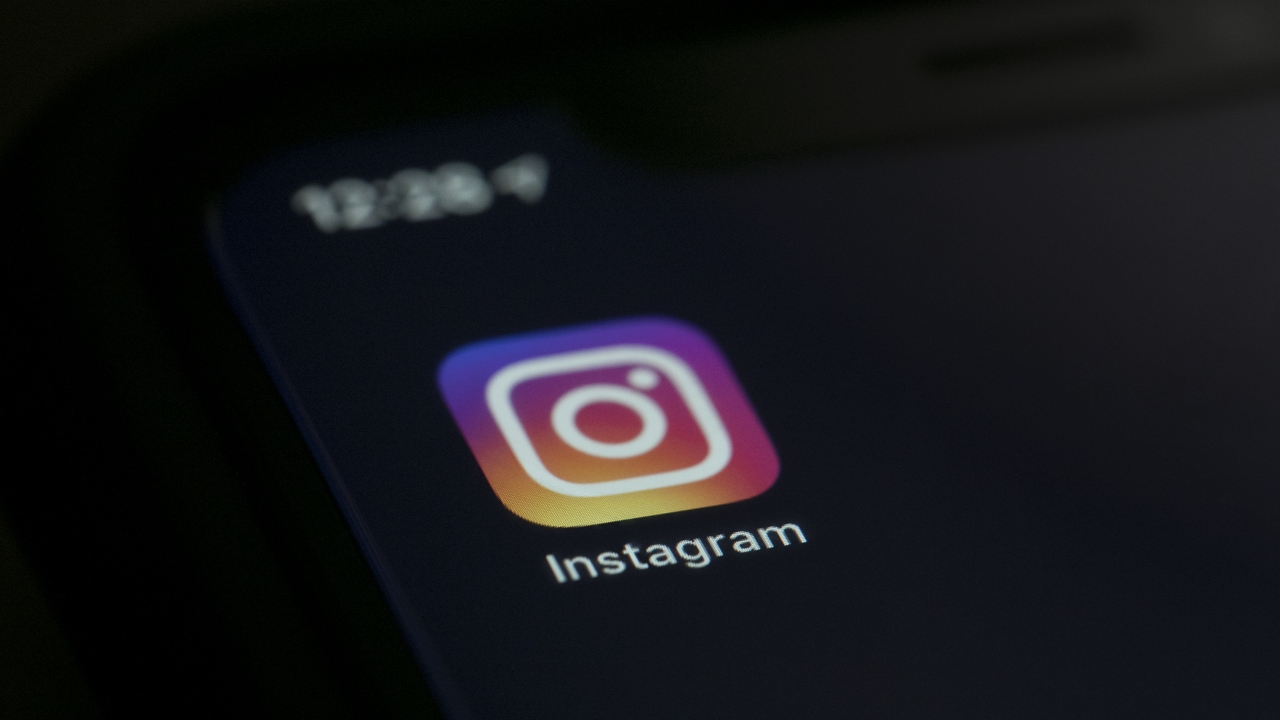 Instagram logo
