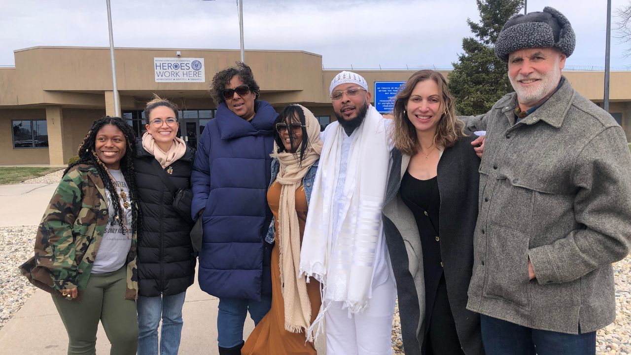Man released from prison 25 years after murder for wrongful conviction - Vimarsana News