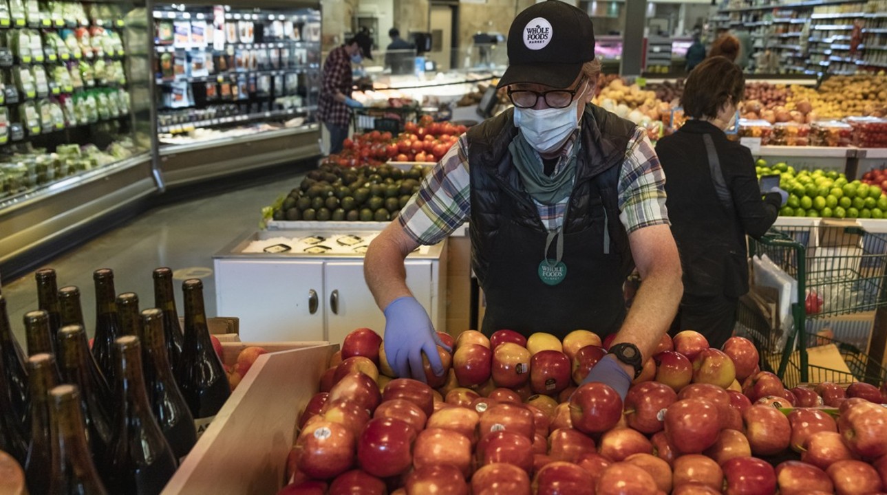 To handle demand, Amazon to put news grocery delivery customers on waitlist