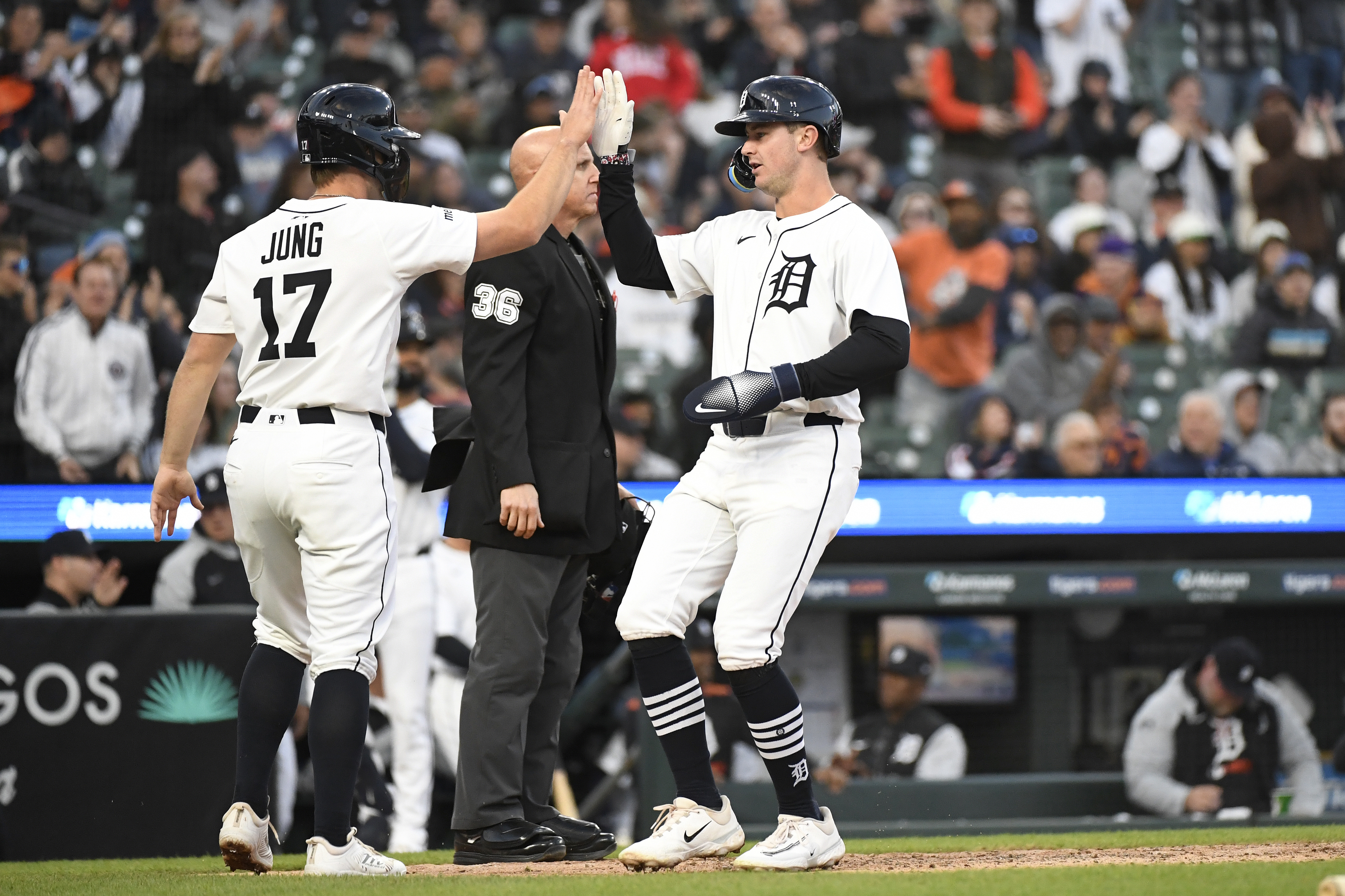 Padres Tigers Baseball