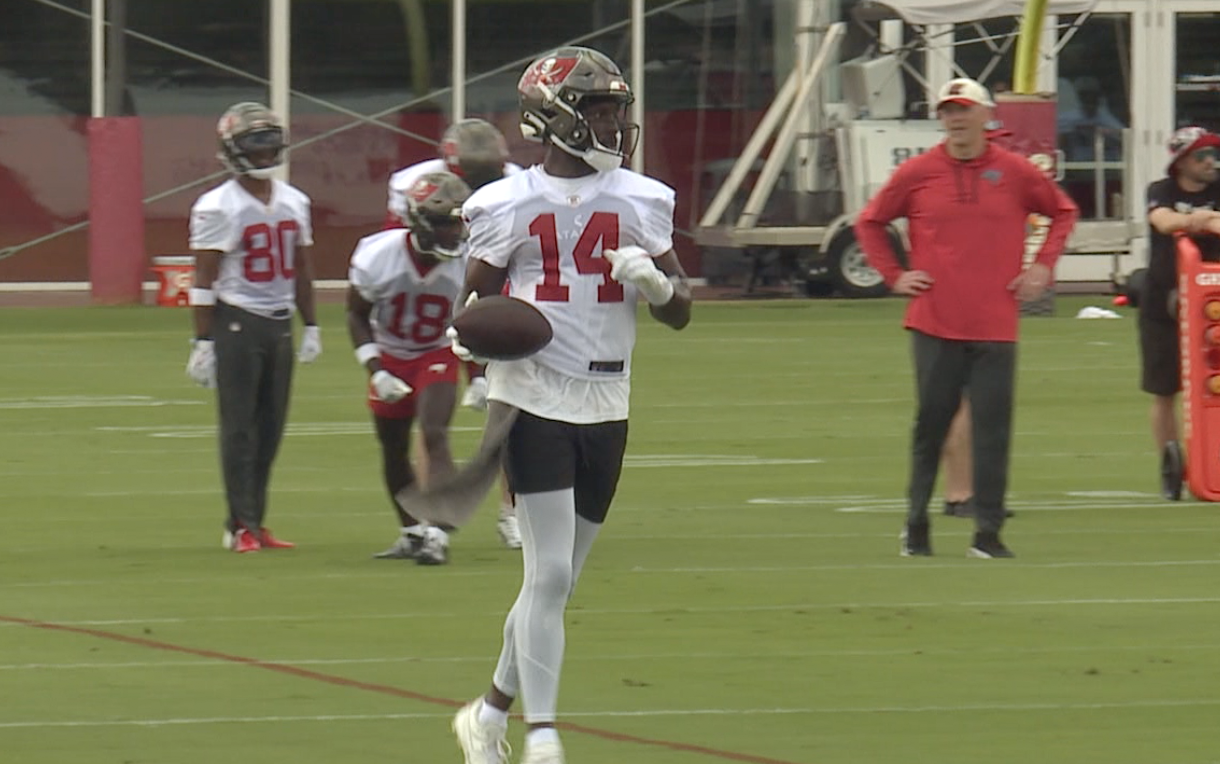 Chris Godwin 1.png