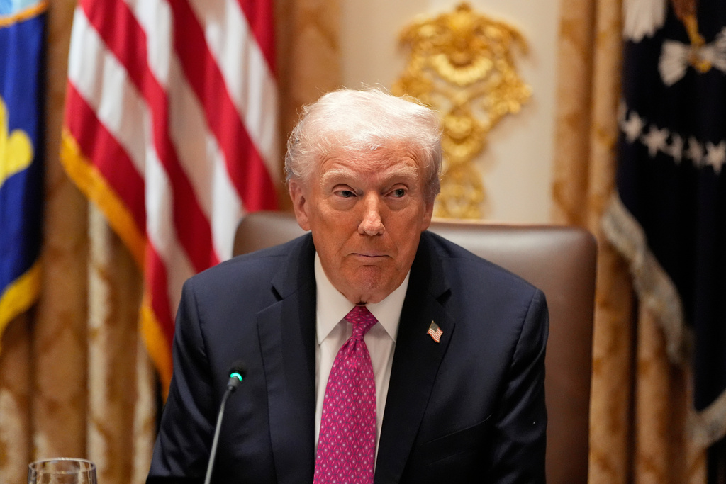 President Donald Trump speaks before a lunch with Ukraine's President Volodymyr Zelenskyy in the Cabinet Room of the White House, Friday, Oct. 17, 2025, in Washington. 