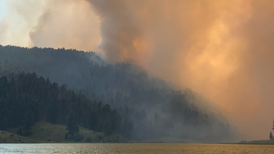 Goose Fire near Ennis grows to more than 6,200 acres - Vimarsana News