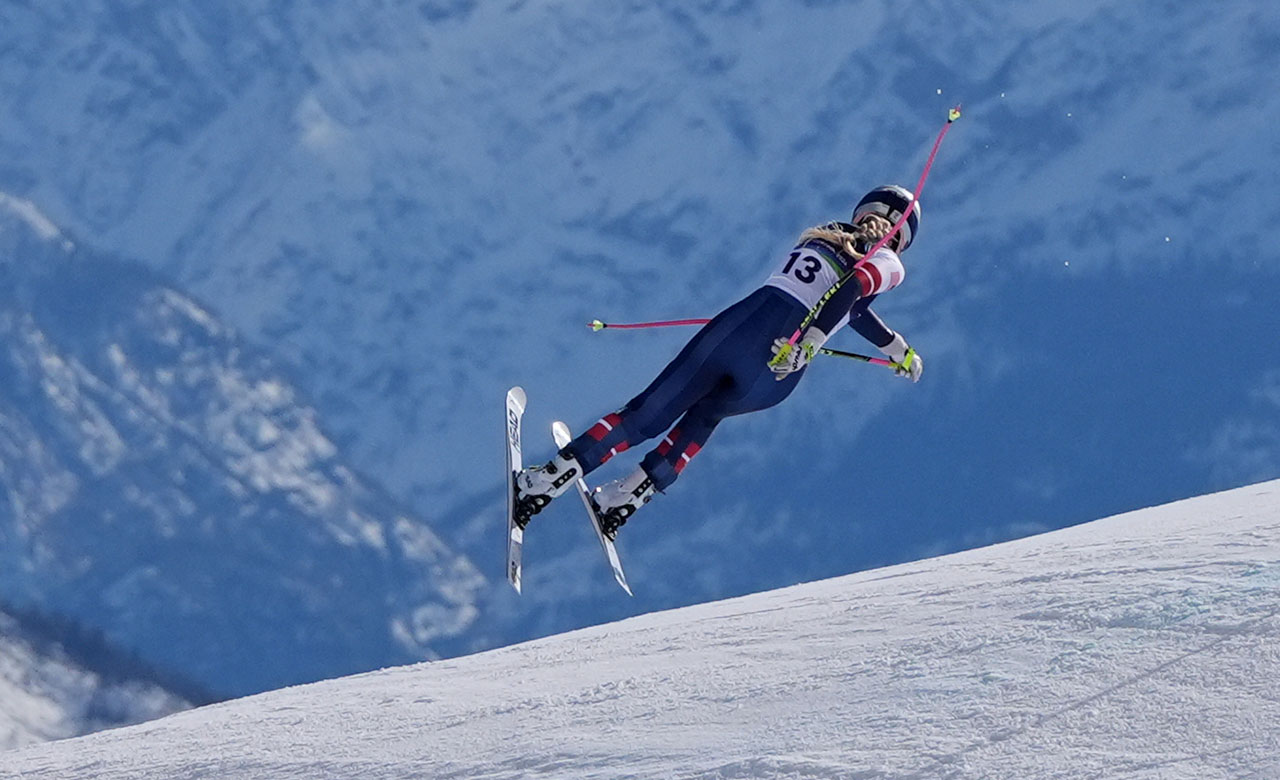United States' Lindsey Vonn crashes during an alpine ski women's downhill race, at the 2026 Winter Olympics, in Cortina d'Ampezzo, Italy, Sunday, Feb. 8, 2026.