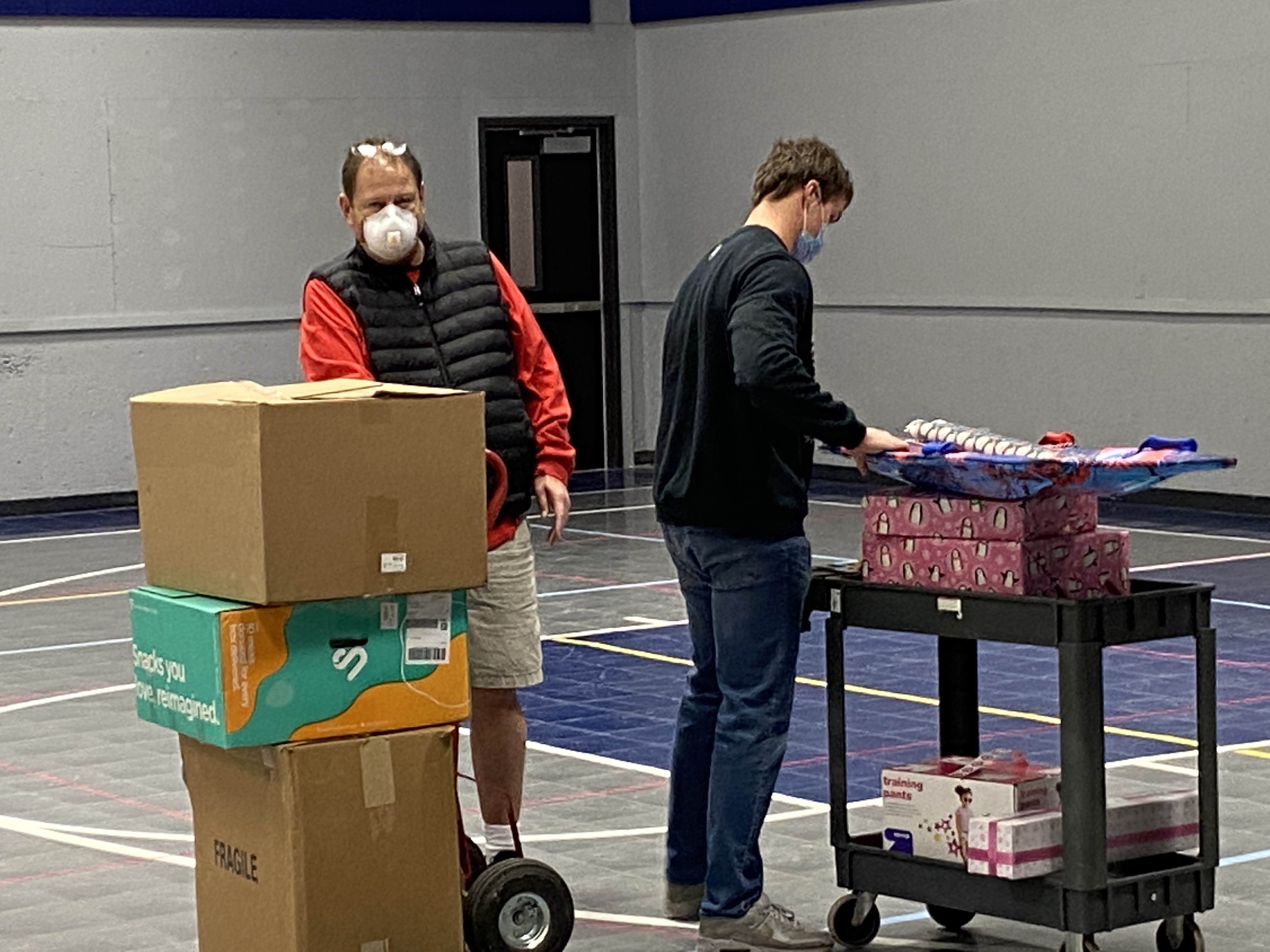 Salvation Army Helena distributes gifts in 'Adopt A Family' program - Vimarsana News
