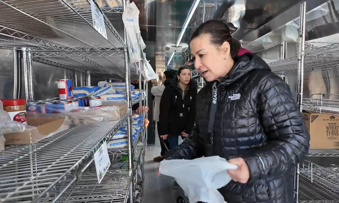 Forgotten Harvest mobile market