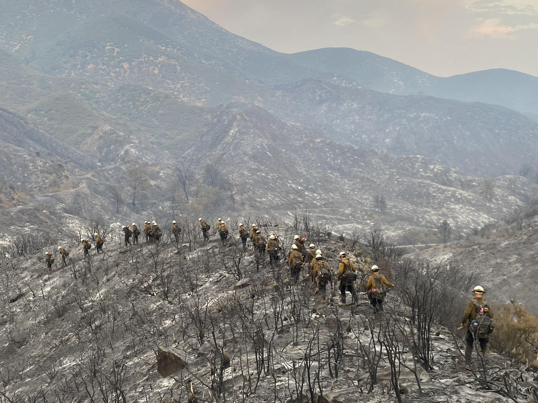 Fire crews Lake Fire.jpg