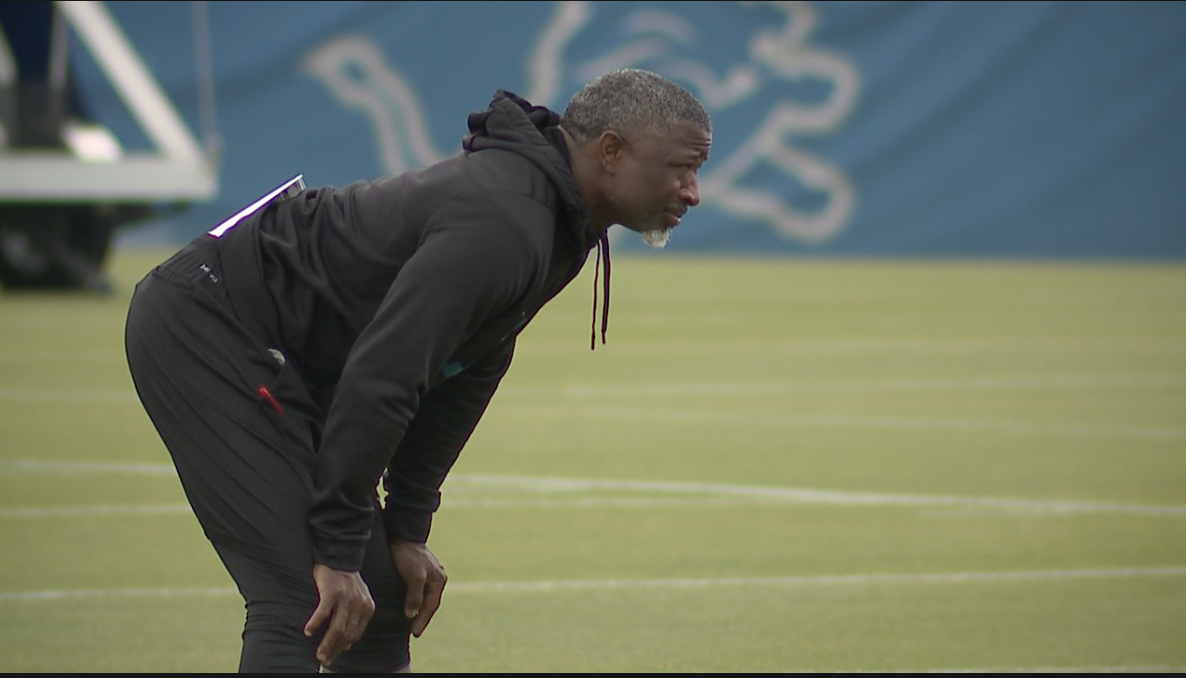 Lions defensive coordinator Aaron Glenn