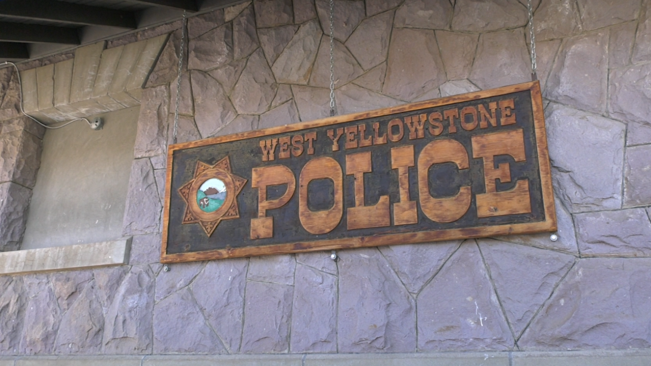 west yellowstone police sign.png