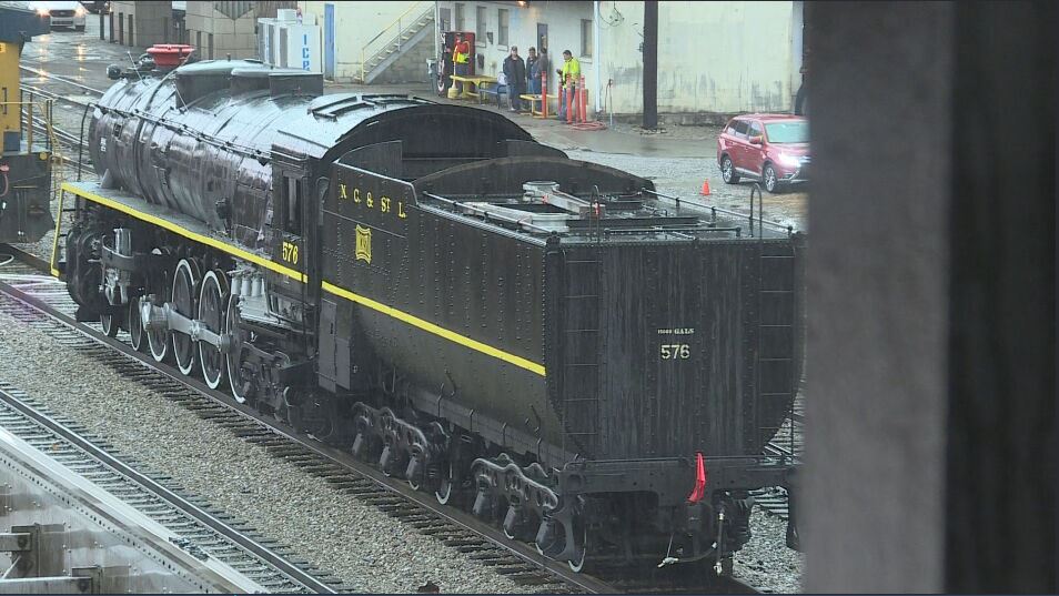 locomotive 576.JPG