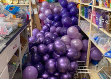 Purple balloons.PNG