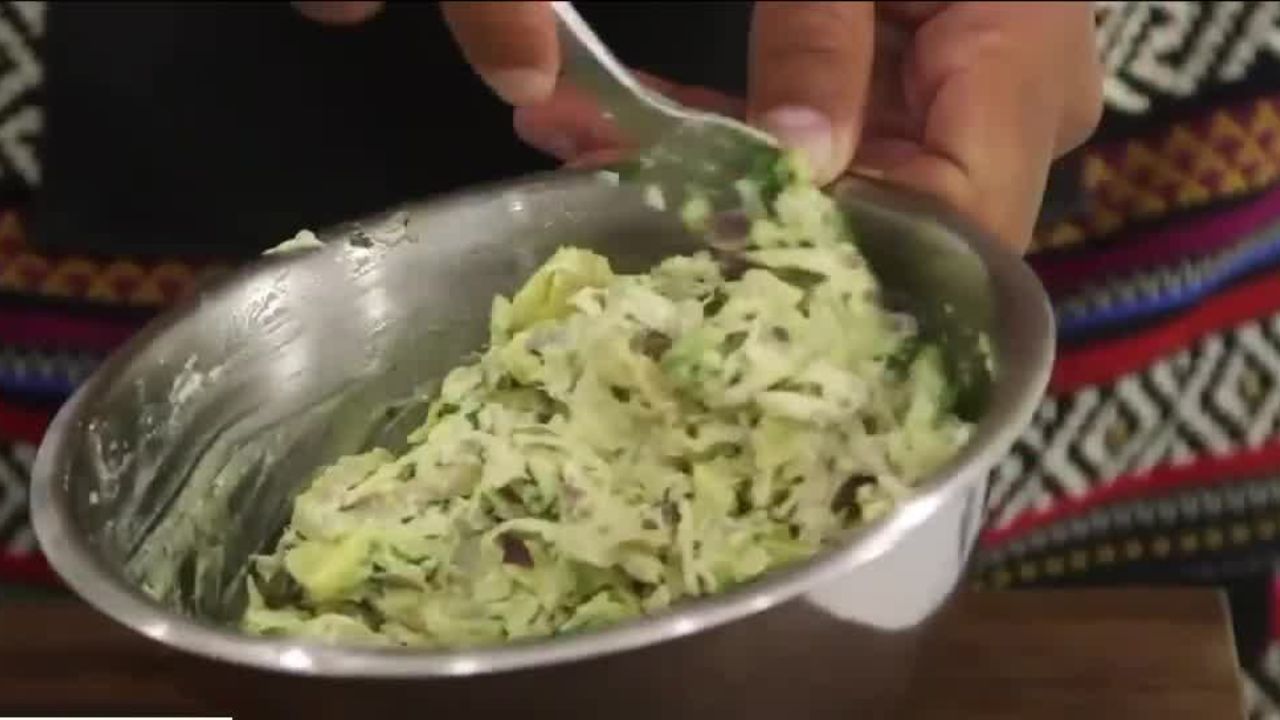 Chef Jesus Diaz makes heart healthy arapas