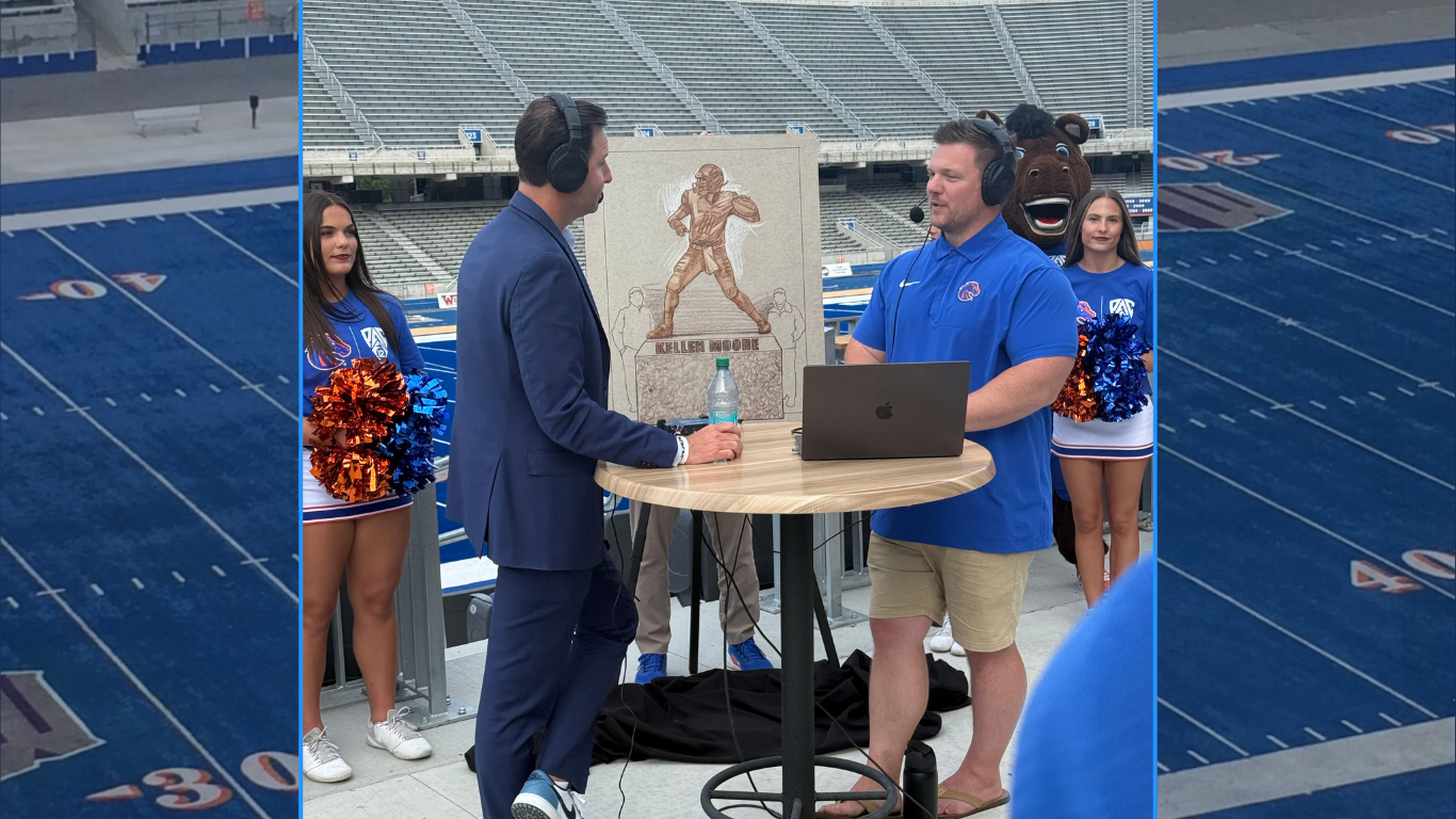 kellen moore bronze statue.png