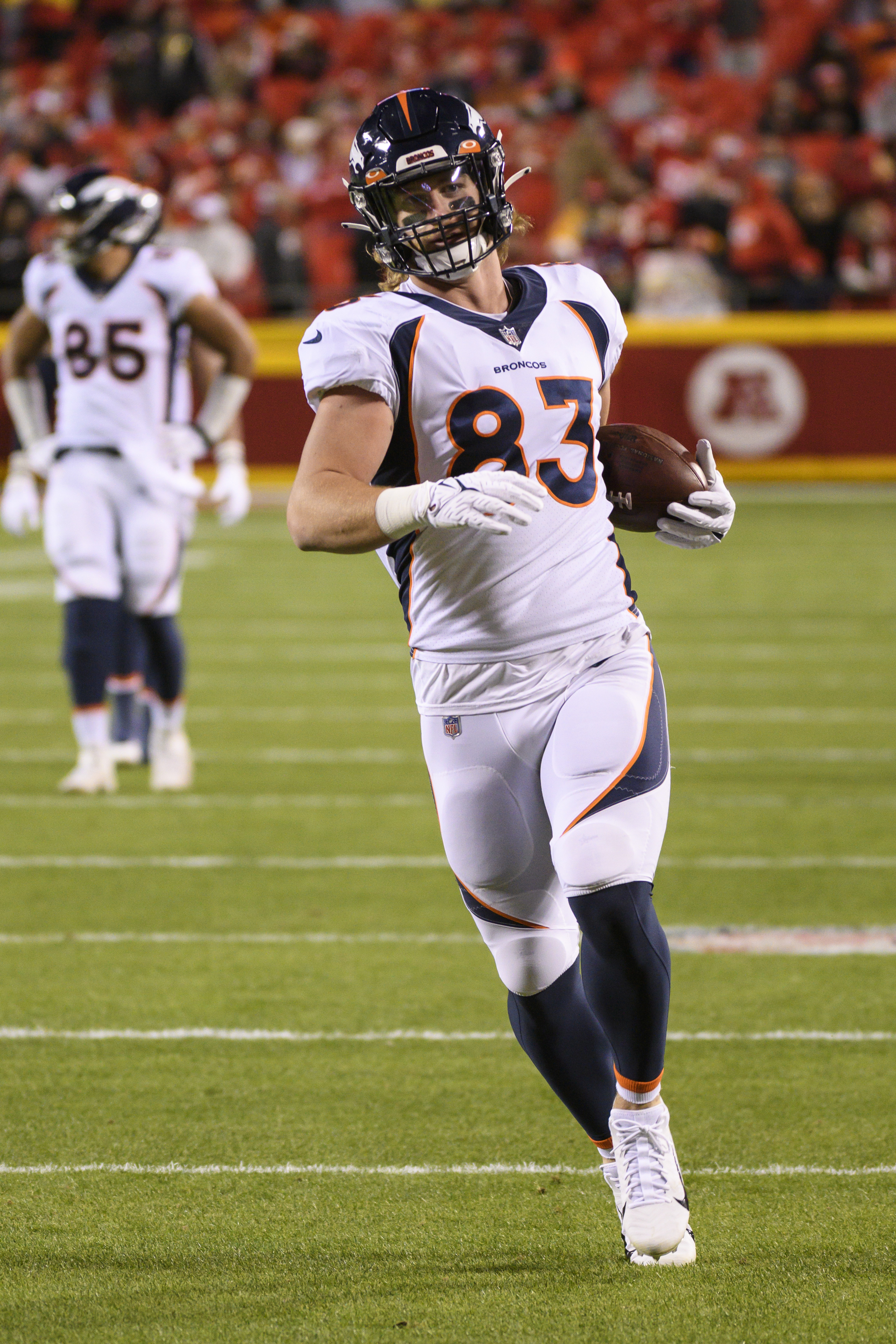 Broncos Chiefs Football