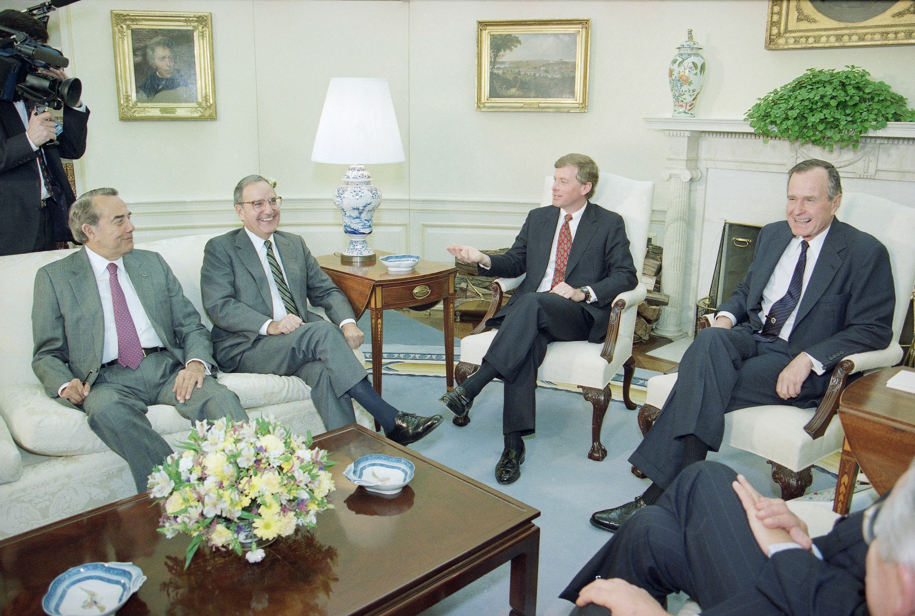 George H W Bush Washington 1993 AP