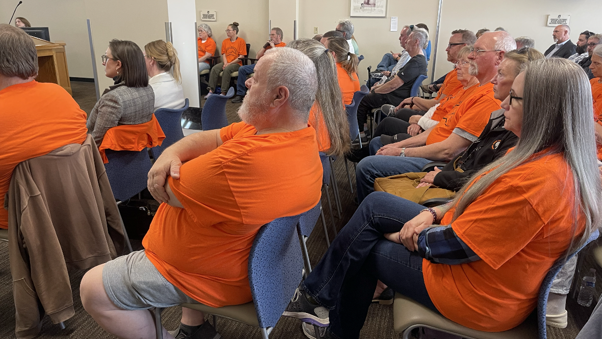 Frenchtown residents unite in orange at public hearing 