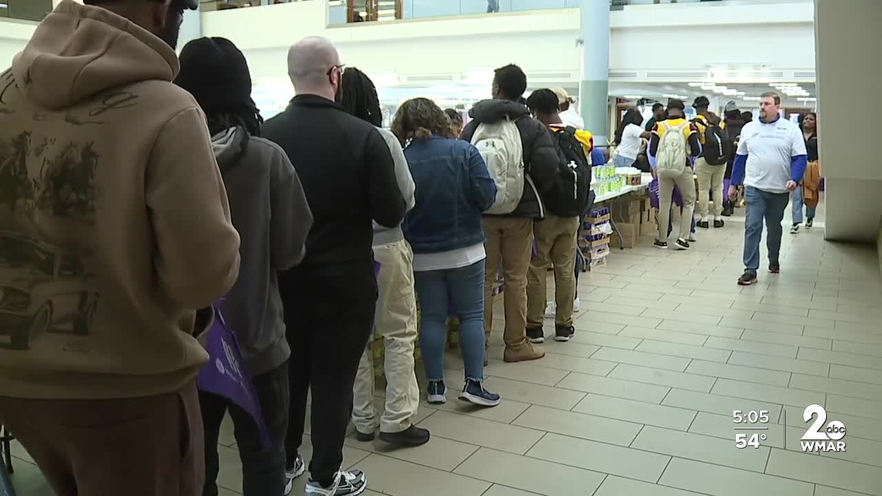 Ed Reed Foundation Thanksgiving giveaway.jpg