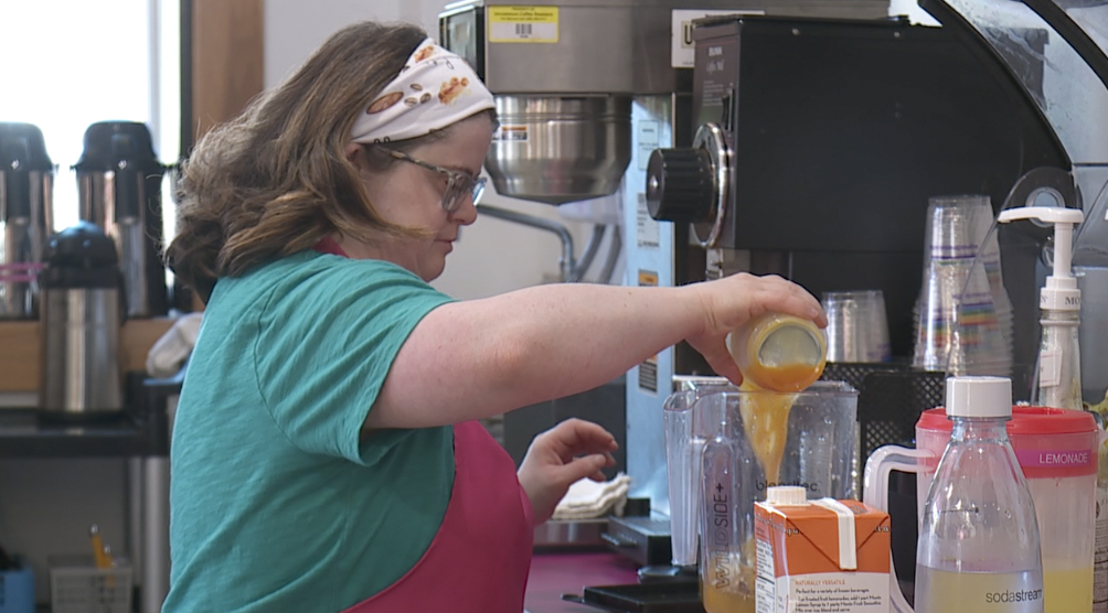 Kenzie's Be Café in Grand Haven 