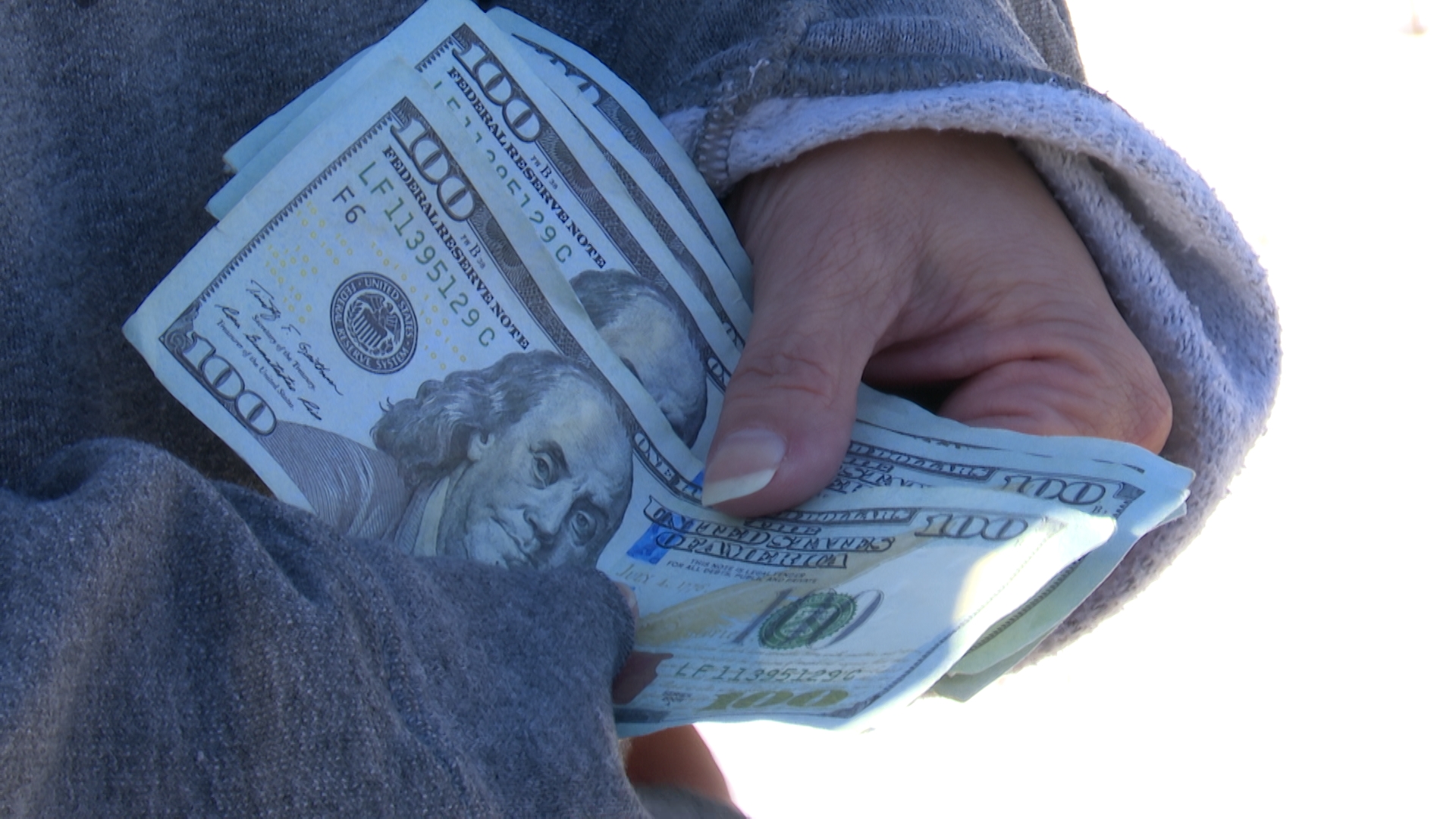 'Feels fake, looks real': Thousands of dollars in counterfeit $100 bills dropped in Billings streets