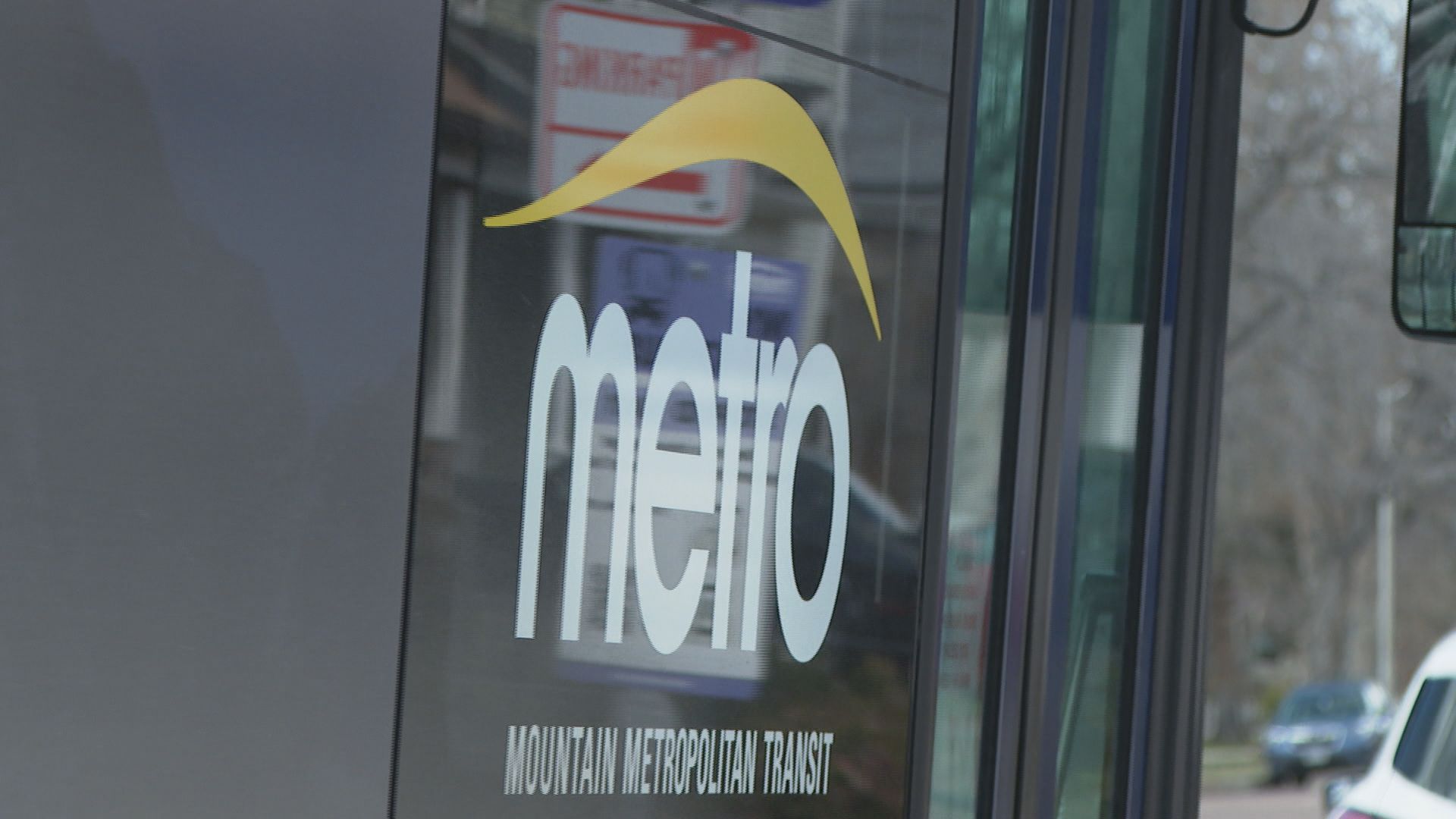 With fares suspended, number of riders increase on local buses
