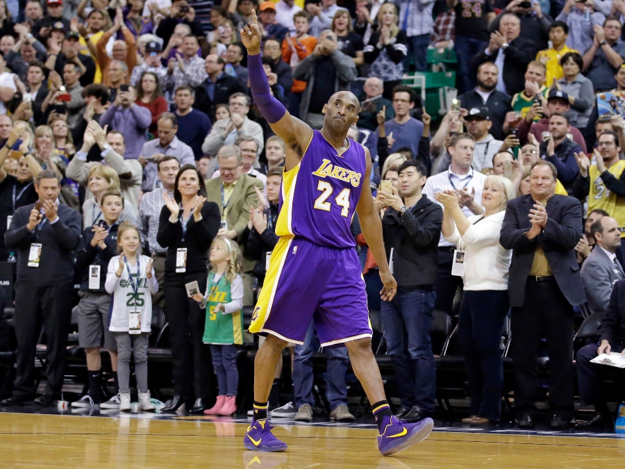 kobe_bryant_wave_apphoto.jpg