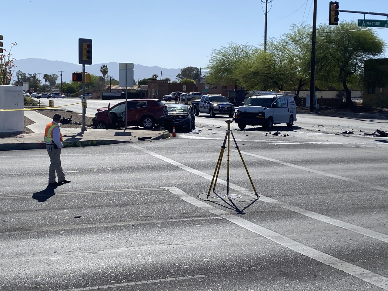 A wreck at Pima and Alvernon was expected to shut the intersection down for several hours Tuesday morning.